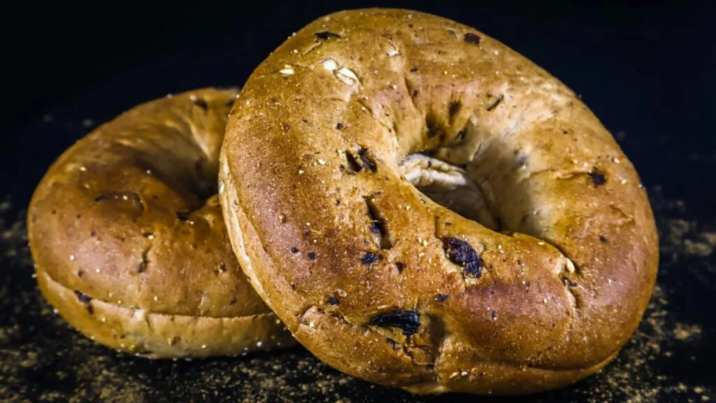 Cinnamon Raisin Bagels