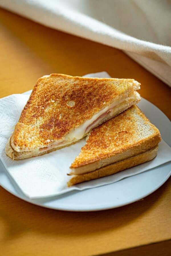 Grilled Cheese With White Bread