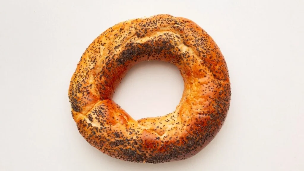 Poppy seed bagel