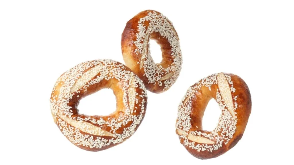 Pretzel bagels