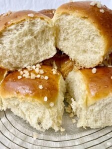 milk brioche rolls 2