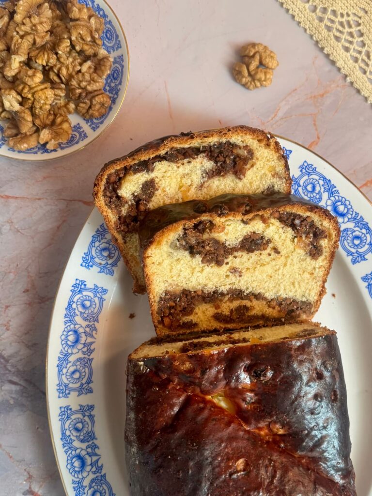 Sliced fresh-baked cozonac.